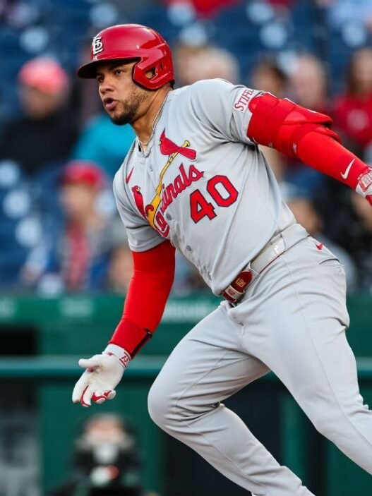 Red Sox adquieren a Willson Contreras en intercambio con Cardinals