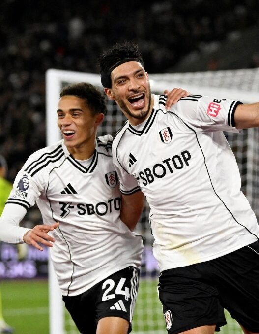 Raúl Jiménez da triunfo a Fulham sobre West Ham en Premier League
