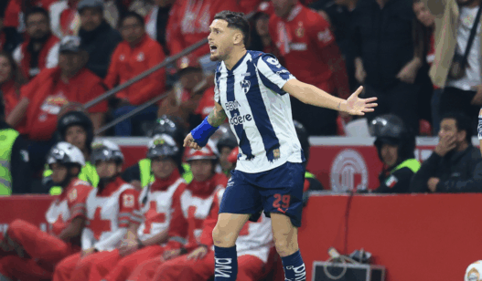 Lucas Ocampos se pierde la pretemporada de Rayados por parálisis facial