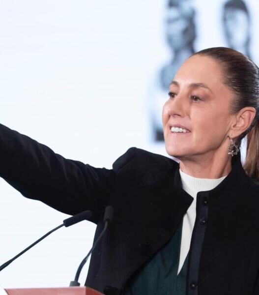 Sheinbaum asegura que no subirá la gasolina regular en enero 2026