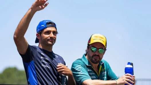 Verstappen lidera y Sainz supera a Alonso en votación de pilotos F1