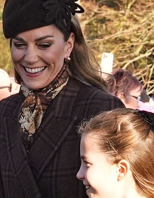 Kate Middleton y Charlotte destacan en la misa navideña en Sandringham