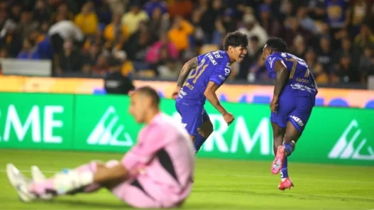 Pumas rompe racha y vence a Tigres en Nuevo León 1-0