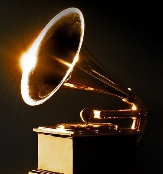 Grammy 2026: Bad Bunny y Kendrick Lamar buscan hacer historia