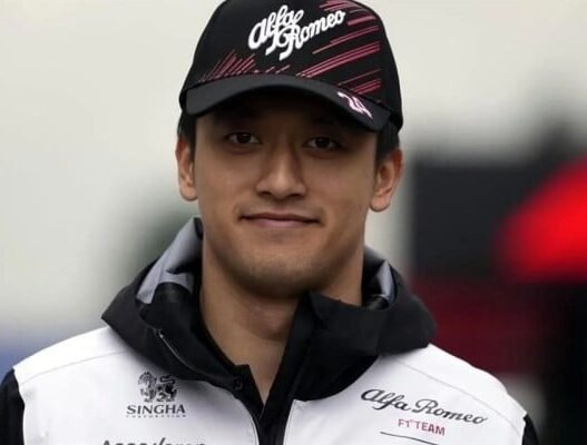 Cadillac ficha a Guanyu Zhou como piloto de reserva para 2026 en F1