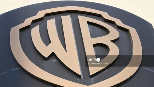 Netflix descarta aumentar oferta por Warner Bros ante avance de Paramount