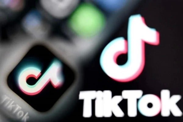 UE acusa a TikTok de violar normas por diseño adictivo