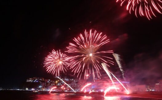 Arranca el Carnaval Internacional de Mazatlán 2026 con 25 mil asistentes