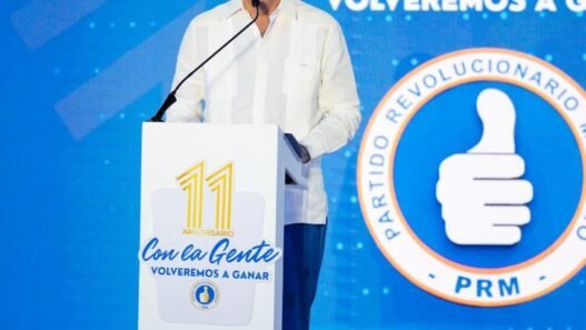 Abinader destaca al PRM como motor de cambio en su 11 aniversario