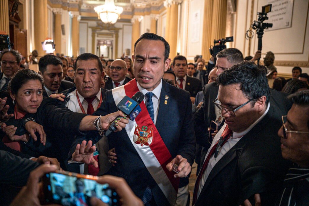 Congreso destituye a José Jerí como presidente interino de Perú