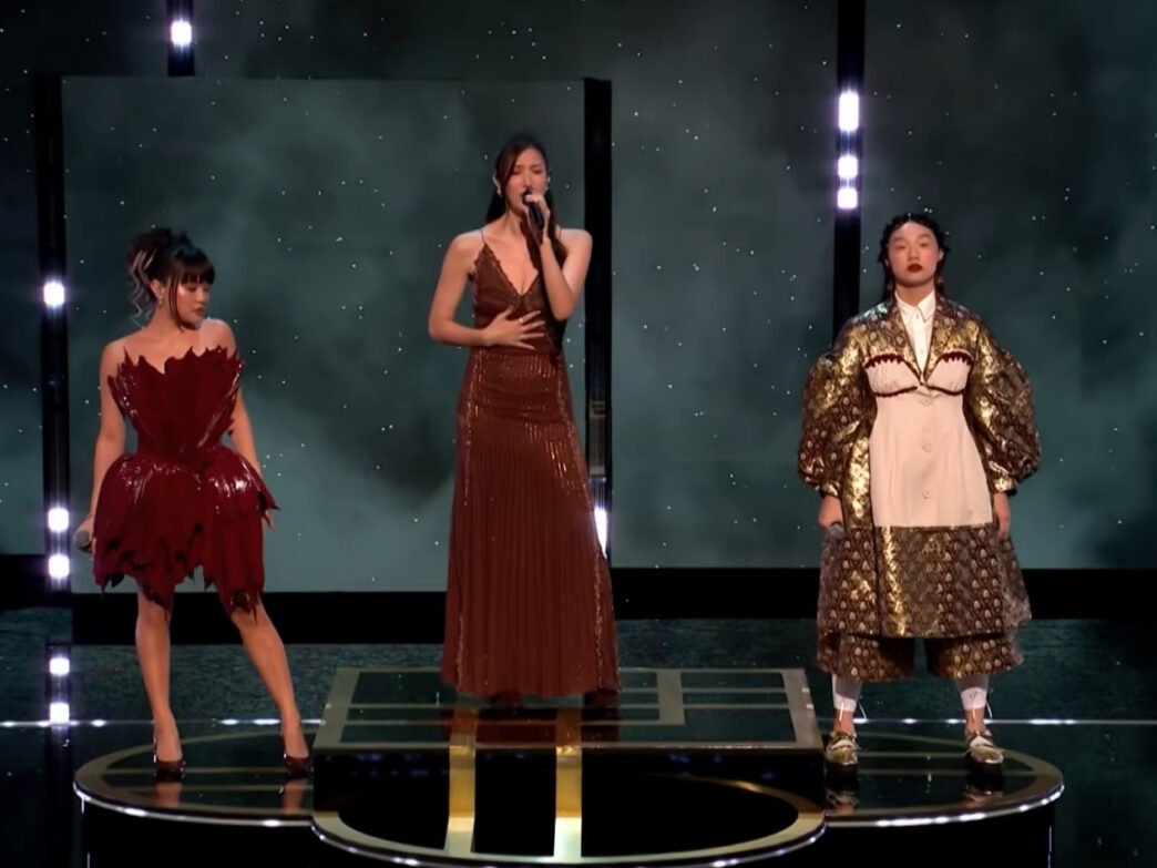 EJAE, Audrey Nuna y Rei Ami debutan “Golden” en BAFTA 2026
