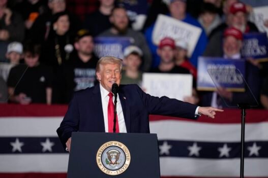 Trump pide nuevo tratado nuclear tras el fin del New START