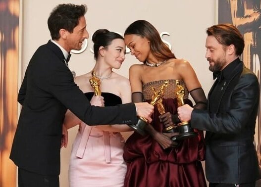 Gwyneth Paltrow y Robert Downey Jr. presentarán en los Oscar 2026