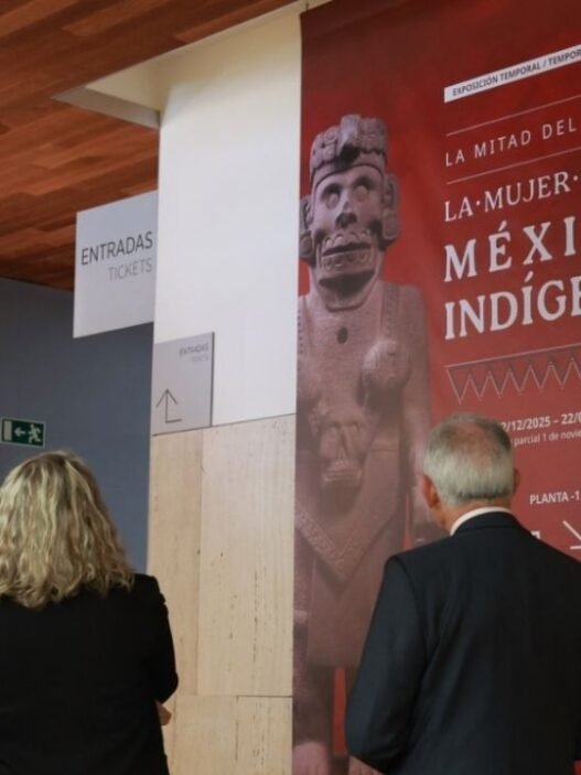 Felipe VI reconoce abusos en la Conquista durante visita a exposición sobre la mujer indígena en México