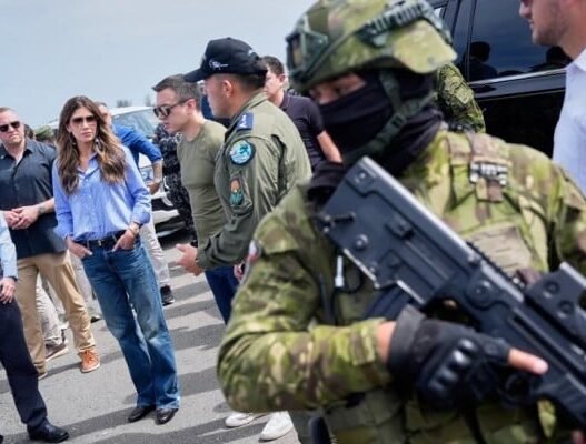 Ecuador y EE. UU. refuerzan alianza contra crimen y narcotráfico
