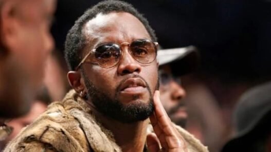Reducen condena a Sean Combs tras completar rehabilitación federal
