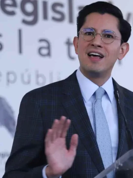 Senado ratifica a Velasco como canciller; descarta injerencia de EU
