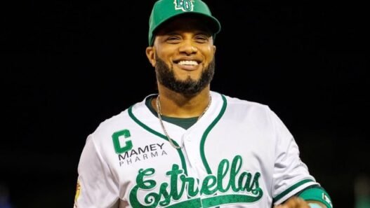 Robinson Canó firma con Tomateros de Culiacán para la LMP