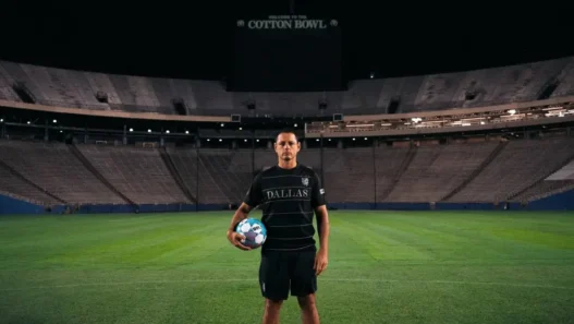 Chicharito jugará en Atlético Dallas con salario menor al de Chivas