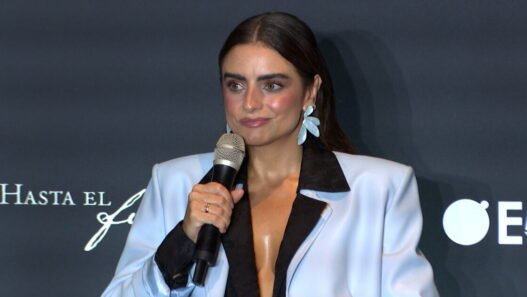 Aislinn Derbez atribuye su talento actoral a la influencia materna