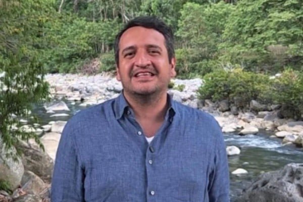 Andy López Beltrán: EU suspende visa, denuncia agresión extranjera