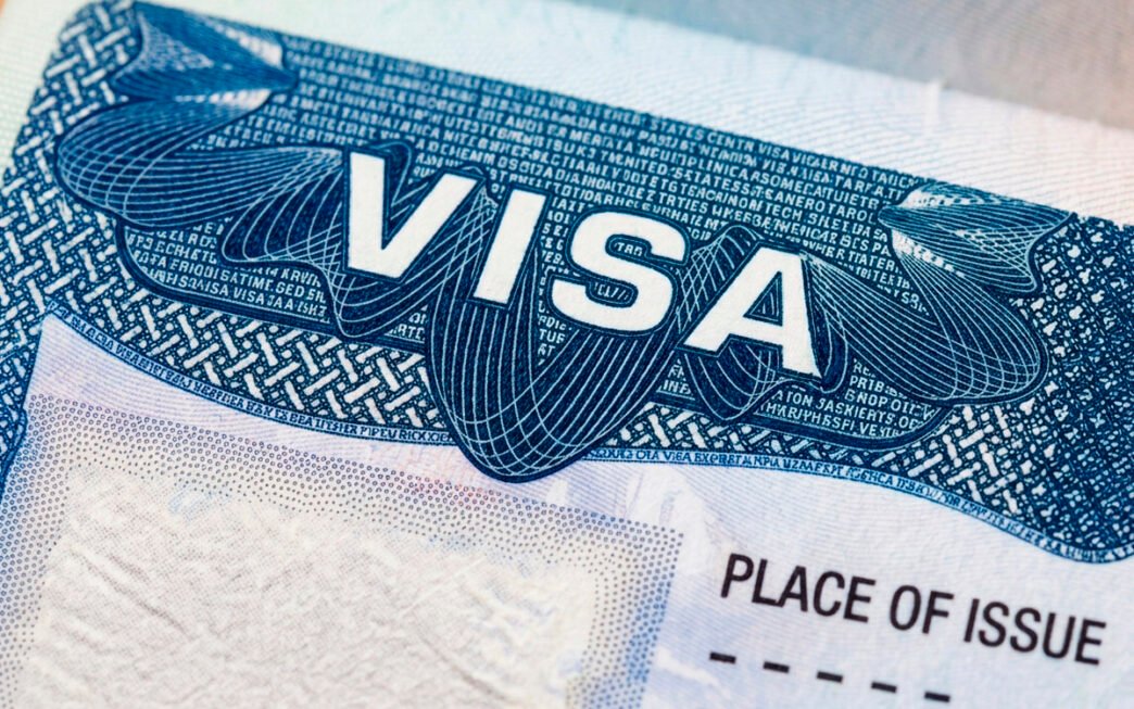 EE UU suspende citas para visas de inmigrante en todo el mundo