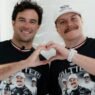 Checo Pérez sorprende a Bottas con regalo en equipo Cadillac