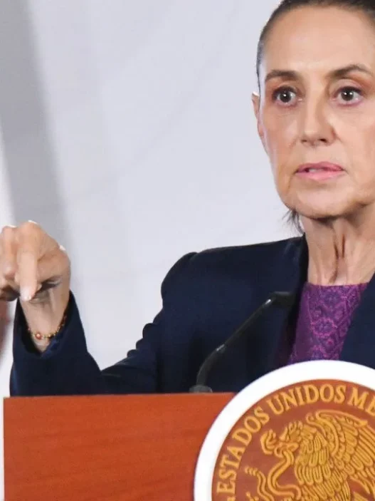 Sheinbaum exige candidatos limpios y sin antecedentes en Morena