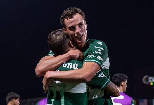Santos Laguna vence 2-1 a FC Juárez y suma primer triunfo 2026