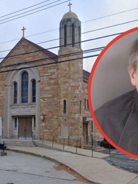Sacerdote en EE UU acusado de robar 740,000 dólares a iglesias y madre