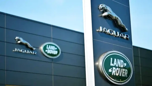 Jaguar Land Rover recortará 4,000 empleos para ahorrar 2,300 mdd